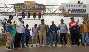 Pengantar kata Ketua IMI Gorontalo pada Pembukaan Kejurnas Motoprix Region-D di Sirkuit Sang Profesor dalam rangka Hari Bhayangkara ke 76. (Foto:dok)