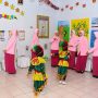 Penampilan Anak-Anak TK Kemala 05 Memukau Ketua Bhayangkari Gorontalo